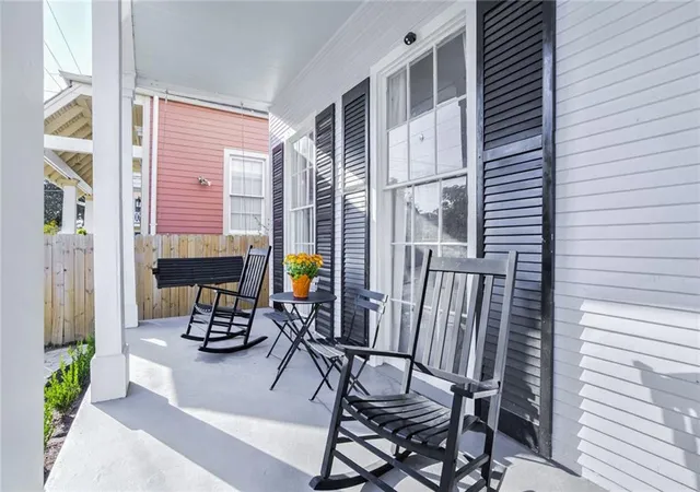 3rd image of 910 Pleasant St, New Orleans, LA 70115 | MLS# 2569151