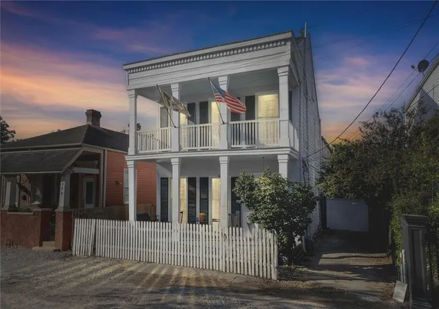 40th image of 910 Pleasant St, New Orleans, LA 70115 | MLS# 2569151