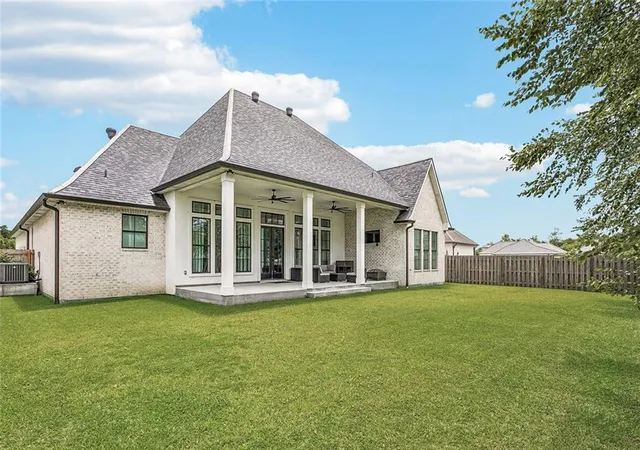 Photo 17 of Single family home for sale at 103 Deer Fld Dr, Port Sulphur, LA 70083 | MLS# 2568645 | Listing updated on 2026-08-19