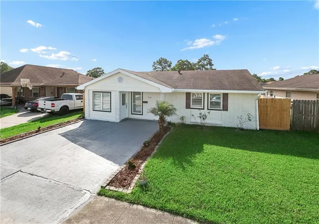 2nd image of 637 Taylorbrook Dr, Gretna, LA 70056 | MLS# 2569319