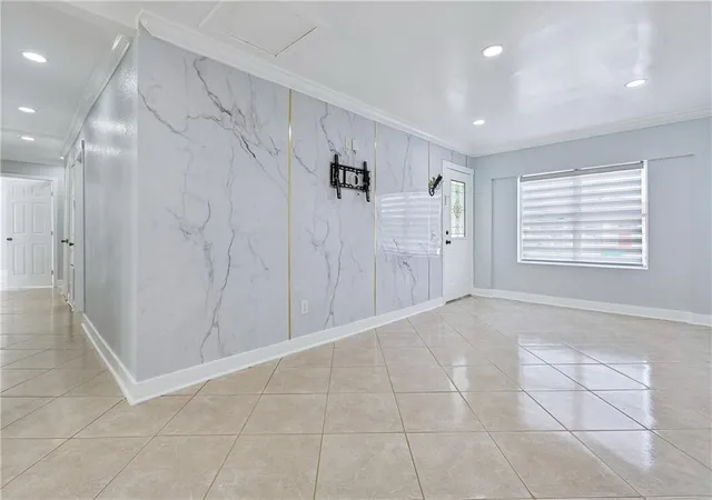 Photo 4 of Single family home for sale at 637 Taylorbrook Dr, Gretna, LA 70056 | MLS# 2569319 | Listing updated on 2026-08-12