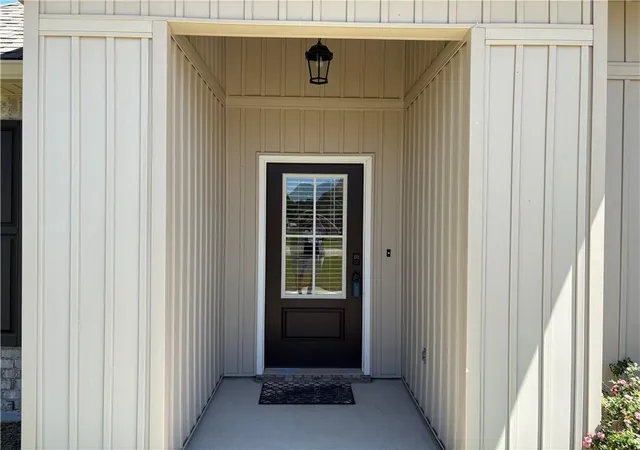 Photo 2 of Single family home for sale at 60253 Sunset Oak Blvd, Lacombe, LA 70445 | MLS# 2567646 | Listing updated on 2026-08-15