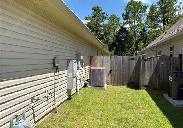Photo 3 of Single family home for sale at 60253 Sunset Oak Blvd, Lacombe, LA 70445 | MLS# 2567646 | Listing updated on 2026-08-15