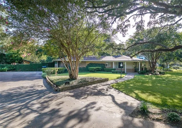 1st image of 3 Bingaman Ln Bingaman Ln, Natchez, MS 39120 | MLS# 2569464