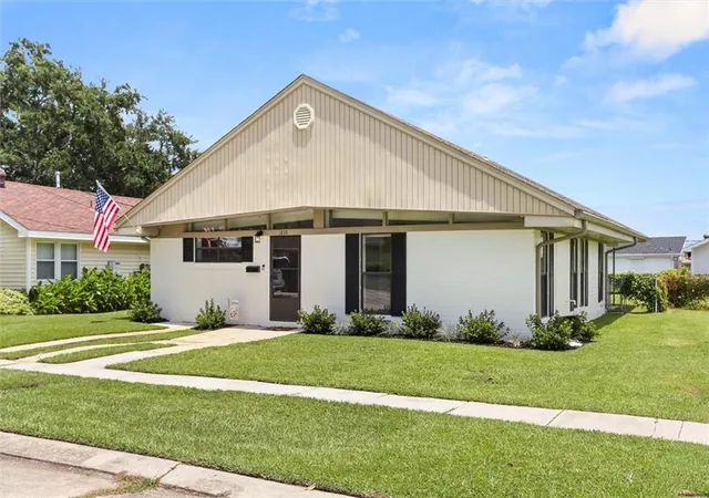 2nd image of 1233 Manson Dr, Marrero, LA 70072 | MLS# 2569275