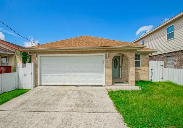 1st image of 7826 Read Blvd, New Orleans, LA 70127 | MLS# 2569417