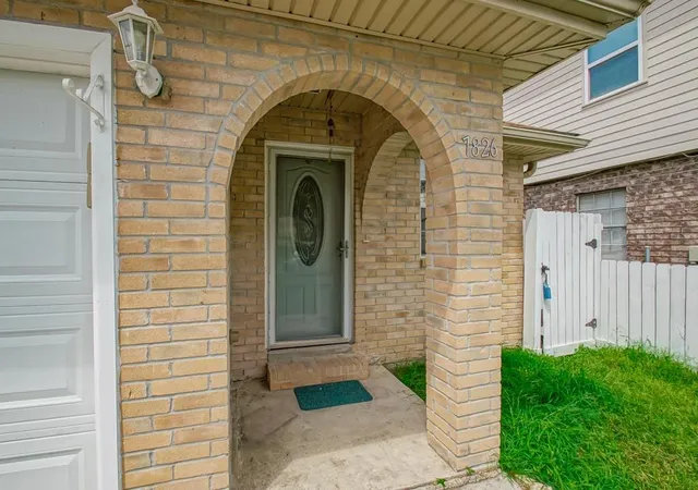 Photo 3 of Single family home for sale at 7826 Read Blvd, New Orleans, LA 70127 | MLS# 2569417 | Listing updated on 2026-08-07