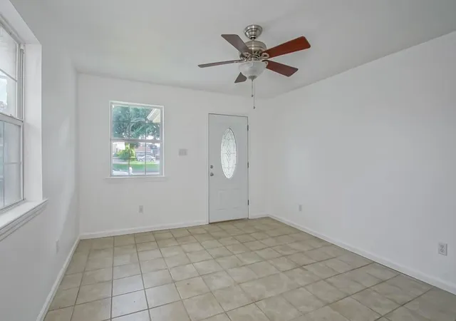 Photo 4 of Single family home for sale at 7826 Read Blvd, New Orleans, LA 70127 | MLS# 2569417 | Listing updated on 2026-10-02