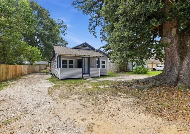 Photo 2 of Single family home for sale at 506 E Church St, Hammond, LA 70401 | MLS# 2569770 | Listing updated on 2026-08-12