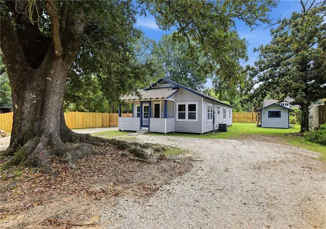 Photo 2 of Single family home for sale at 506 E Church St, Hammond, LA 70401 | MLS# 2569770 | Listing updated on 2026-08-12