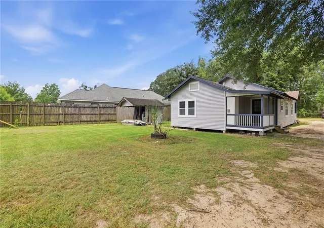 Photo 3 of Single family home for sale at 506 E Church St, Hammond, LA 70401 | MLS# 2569770 | Listing updated on 2026-08-12