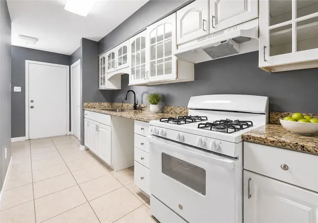 Townhouse for sale at 3623 Shangri La Dr, Chalmette, LA 70043 | MLS# 2569697 | Listing updated on 2026-10-01