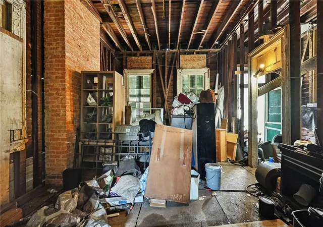 Listing Photo 5 - Condo for sale in building located at 1621 Esplanade Ave, New Orleans, LA 70116