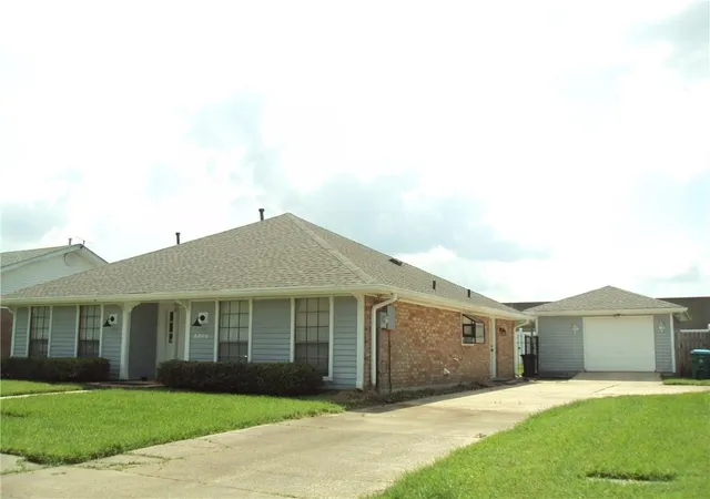 Photo 3 of Single family home for sale at 3309 Grandlake Blvd, Kenner, LA 70065 | MLS# 2569706 | Listing updated on 2026-08-18