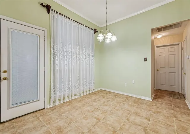 3rd image of 213 Heather Dr, Mandeville, LA 70471 | MLS# 2569528