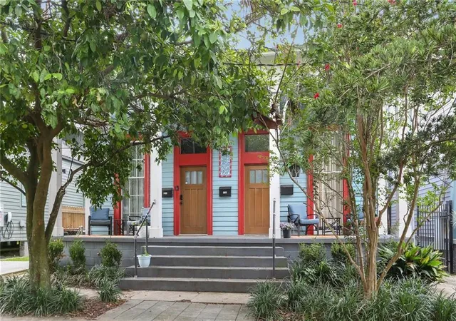 Photo 1 of Condo for sale at 814 Austerlitz St #A, New Orleans, LA 70115 | MLS# 2569479 | Listing updated on 2026-08-19