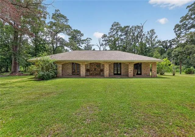 1st image of 41325 Crown Dr Extension Dr, Ponchatoula, LA 70454 | MLS# 2568606