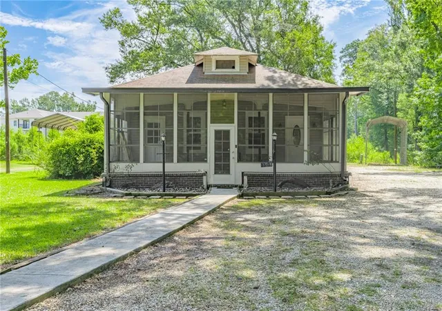 Photo 2 of Single family home for sale at 43136 S Holly St, Hammond, LA 70403 | MLS# 2570299 | Listing updated on 2026-08-26