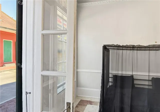 Photo 4 of Condo for sale at 818 Bourbon St #1A, New Orleans, LA 70116 | MLS# 2570295 | Listing updated on 2026-08-24