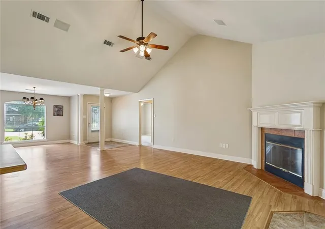 Photo 3 of Single family home for sale at 20369 Rue Jondolyn Dr, Ponchatoula, LA 70454 | MLS# 2570386 | Listing updated on 2026-09-26