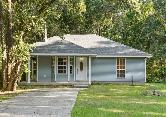 Photo 2 of Single family home for sale at 37540 Gayoso St, Slidell, LA 70458 | MLS# 2570242 | Listing updated on 2026-08-12