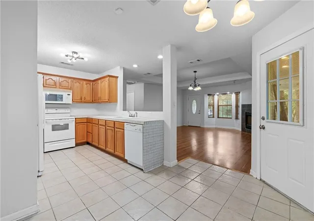 Photo 3 of Single family home for sale at 37540 Gayoso St, Slidell, LA 70458 | MLS# 2570242 | Listing updated on 2026-08-12