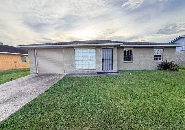 1st image of 2084 Carver Dr, Marrero, LA 70072 | MLS# 2570423