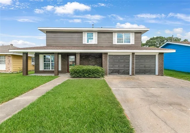 1st image of 1253 Lochlomand Dr, Harvey, LA 70058 | MLS# 2566108