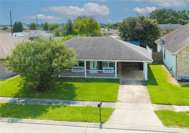 2nd image of 2525 Paul Dr, Meraux, LA 70075 | MLS# 2569937