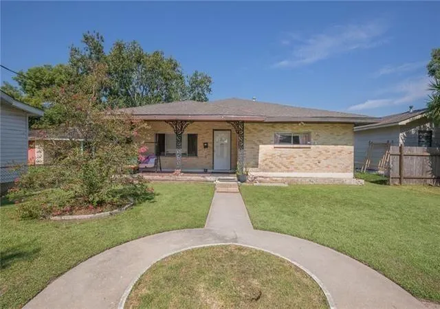 Photo 1 of Sale Pending at 618 Ave H, Westwego, LA 70094 | MLS# 2570497 | Listing updated on 2026-08-24