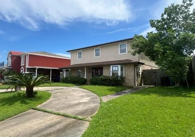 Photo 3 of Single family home for sale at 7140 W Renaissance Ct, New Orleans, LA 70128 | MLS# 2570595 | Listing updated on 2026-09-29