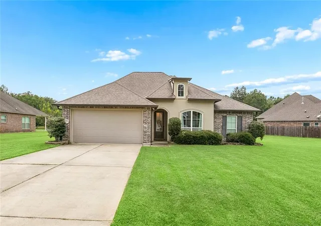 1st image of 23768 Goose Point Dr, Ponchatoula, LA 70454 | MLS# 2570015