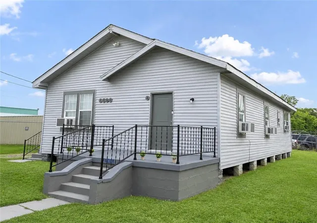 2nd image of 7409 4th St, Marrero, LA 70072 | MLS# 2569949
