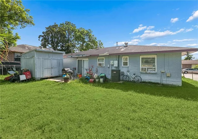 11th image of 2060 Paine Dr, Marrero, LA 70072 | MLS# 2569795