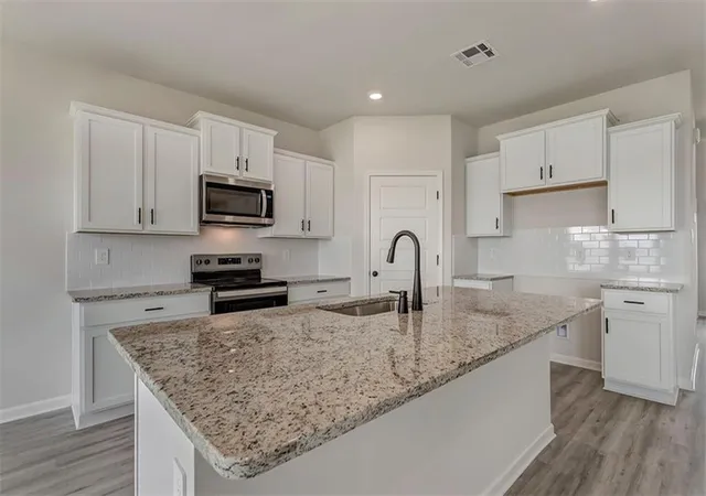 Photo 4 of Single family home for sale at 5504 Wake Reserve Rd, Slidell, LA 70461 | MLS# 2570779 | Listing updated on 2026-10-06