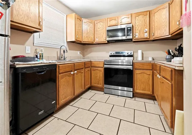 2nd image of 716 Perrin Dr, Arabi, LA 70032 | MLS# 2570533