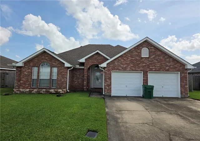 Photo 1 of Single family home for sale at 153 Tammy Dr, La Place, LA 70068 | MLS# 2570585 | Listing updated on 2026-08-22