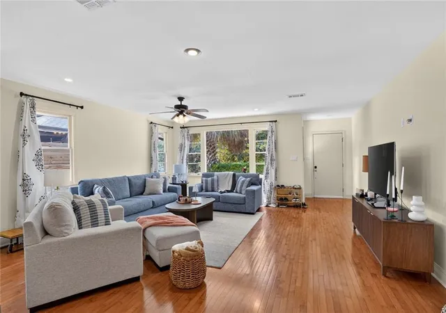 Listing Photo 5 - Condo for sale in building located at 6021 25 Canal Blvd, New Orleans, LA 70124