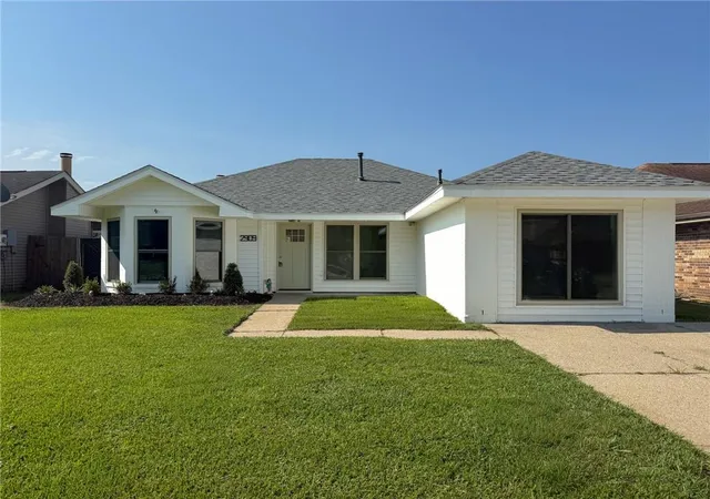 1st image of 2909 Laurie Ln, Marrero, LA 70072 | MLS# 2570490