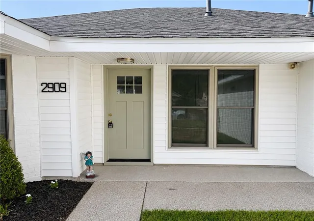 2nd image of 2909 Laurie Ln, Marrero, LA 70072 | MLS# 2570490