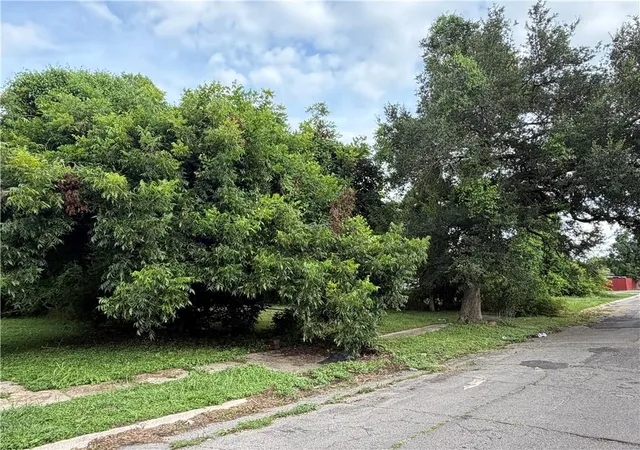 Photo 3 of Land for sale at 4927 Pecan St, New Orleans, LA 70126 | MLS# 2569653 | Listing updated on 2026-08-05