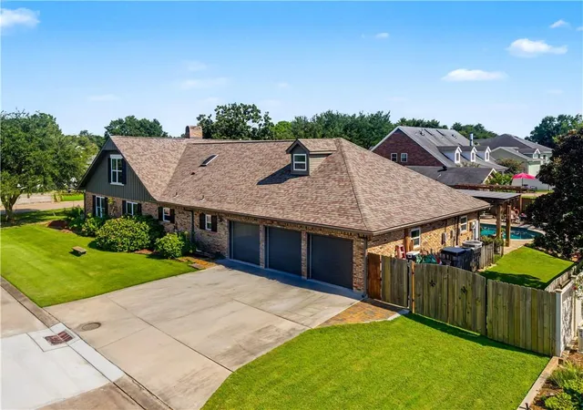 51st image of 25 Chateau Haut Brion Dr, Kenner, LA 70065 | MLS# 2570809