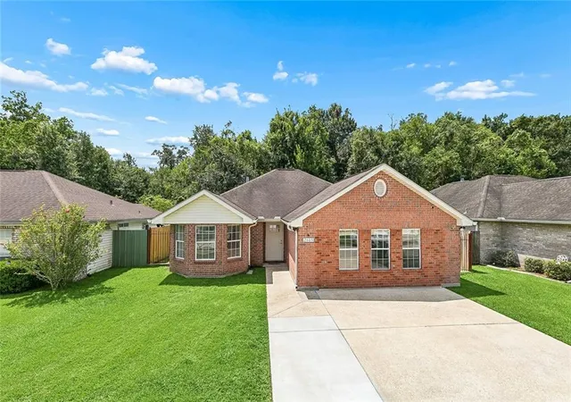2nd image of 2605 Carrie Ln, Marrero, LA 70072 | MLS# 2569809