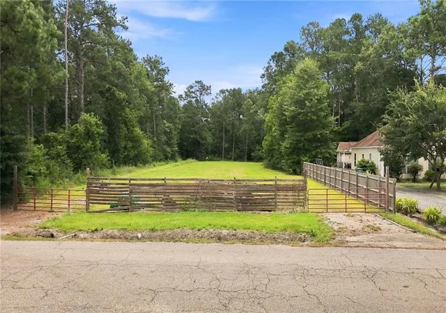 Photo 2 of Land for sale at 70486 Fuchsia St, Abita Springs, LA 70420 | MLS# 2570903 | Listing updated on 2026-08-06