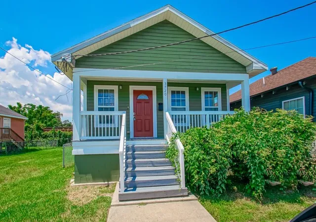 Photo 1 of Single family home for sale at 3720 4th Street, New Orleans, LA 70125 | MLS# 2570927 | Listing updated on 2026-08-06