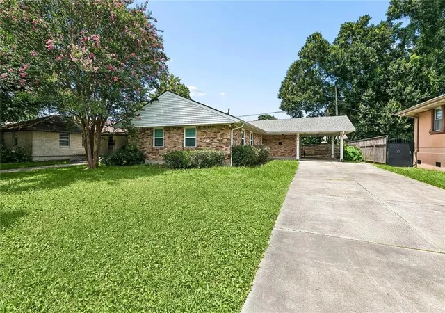 Photo 1 of Single family home for sale at 6217 Kawanee Ave, Metairie, LA 70003 | MLS# 2571024 | Listing updated on 2026-08-06