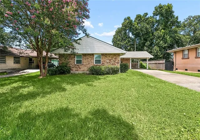 Photo 3 of Single family home for sale at 6217 Kawanee Ave, Metairie, LA 70003 | MLS# 2571024 | Listing updated on 2026-08-06