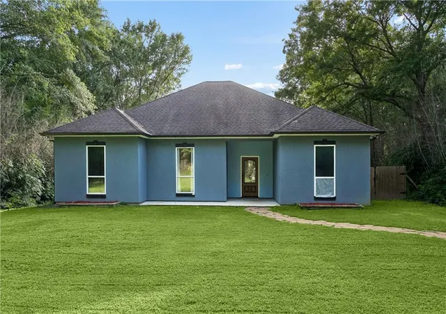 Photo 1 of Single family home for sale at 81321 Ok Ln, Covington, LA 70435 | MLS# 2570237 | Listing updated on 2026-08-22