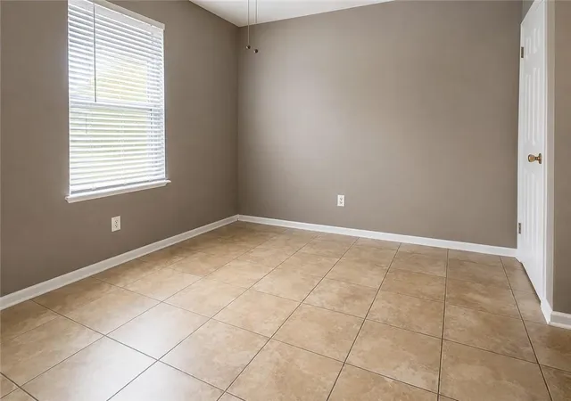 Photo 3 of Multi family home for sale at 917 W Monterey Ct, Gretna, LA 70056 | MLS# 2571149 | Listing updated on 2026-08-07