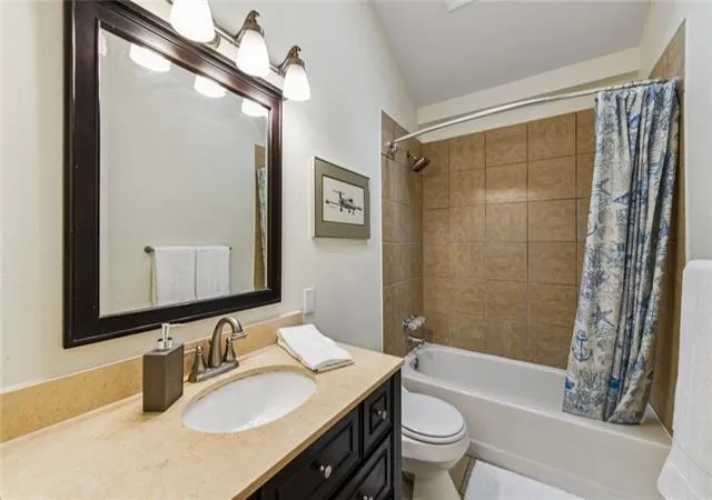 Photo 4 of Single family home for sale at 158 S Roadway St, New Orleans, LA 70124 | MLS# 2571231 | Listing updated on 2026-08-06